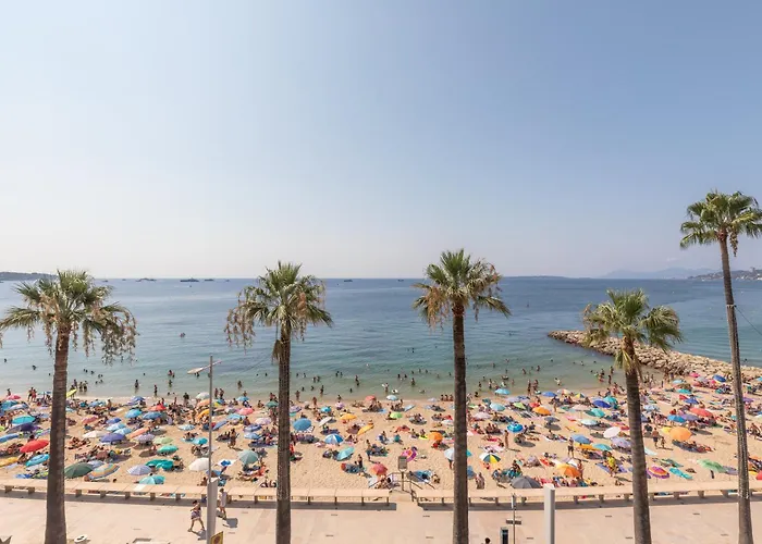 Superbe 2 Pieces Front De Mer, Le Lido *